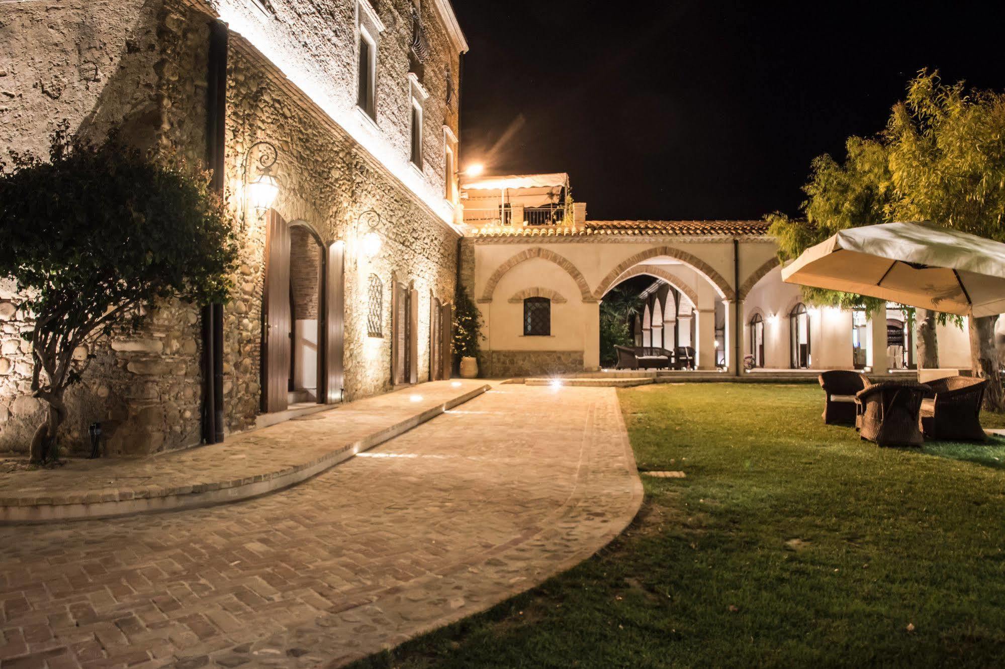 Le Colline Del Gelso-Masseria Mazzei Rossano Exterior foto